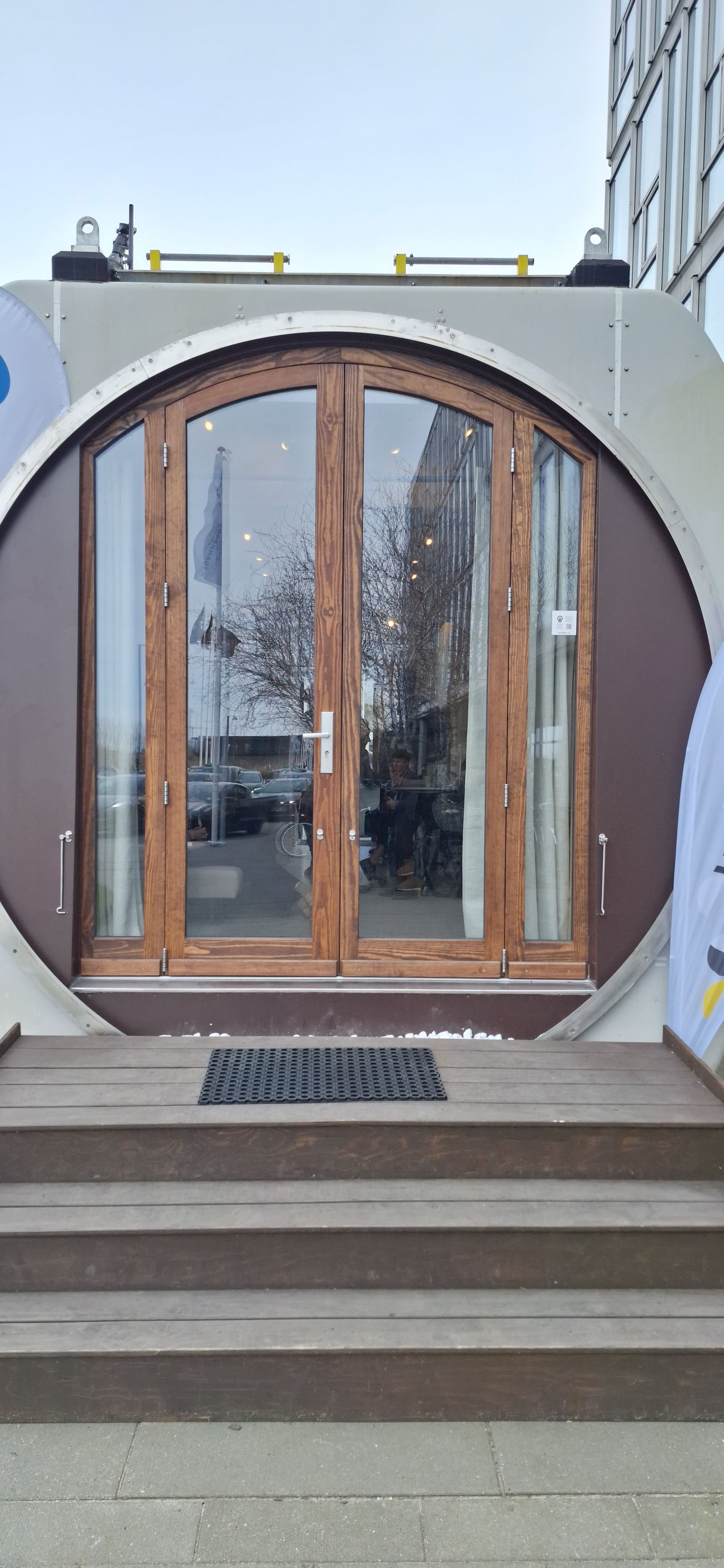 "Tiny house" z zewnątrz