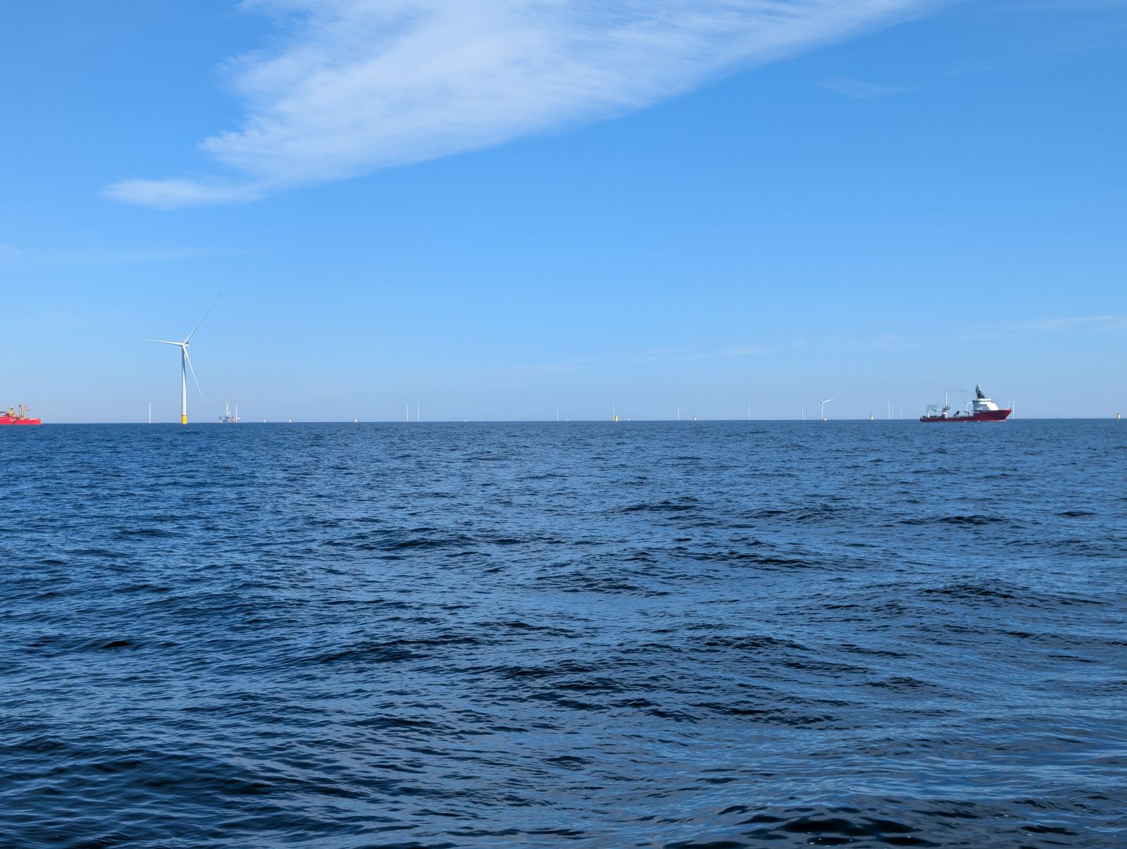 Wiatraki na morskiej farmie Baltic Power